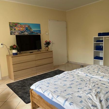 Вилла Familienfreundliches Ferienhaus An Der Stadtgrenze Zu Berlin Малов Экстерьер фото